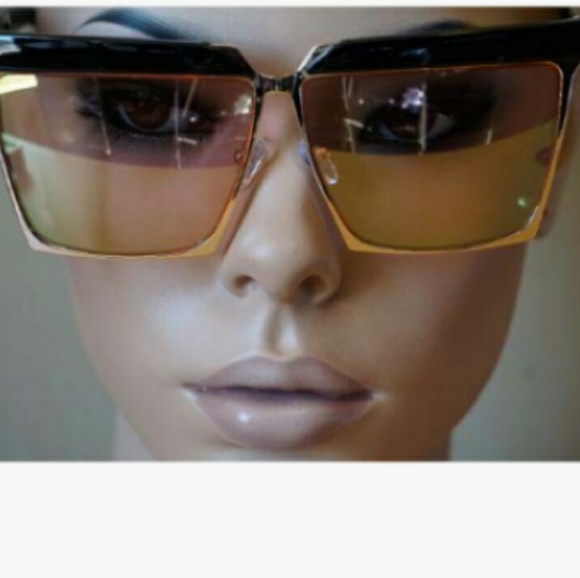 Sunglasses - Picture 2 of 4